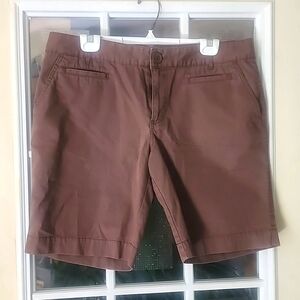 Women's shorts size 14